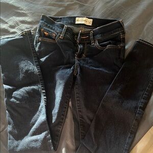Abercrombie & Fitch girls dark Jeans